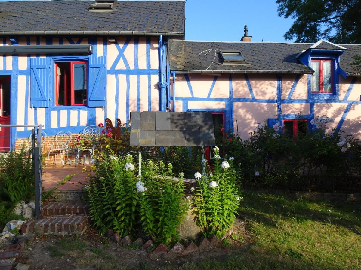 La Roseraie Du Prieure Bed & Breakfast Rosay-sur-Lieure Exterior photo